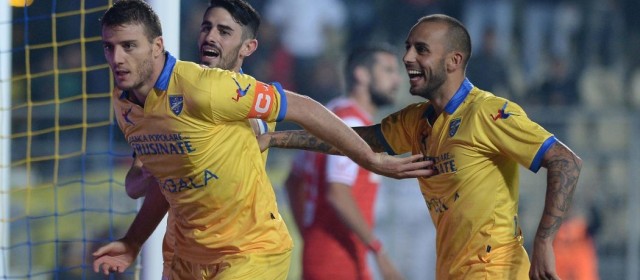 Frosinone in vetta: la Serie B cambia padrone