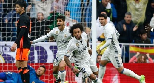 Liga, il Real vince in extremis. Suarez trascina il Barcellona