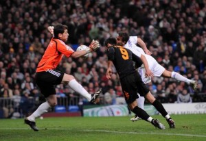 Madrid 05/03/2008 Stadio _Santiago Bernabeu_  Champions League  Real Madrid Roma  Foto Andrea Staccioli Insidefoto  ESULTANZA DEI GIOCATORI DELLA ROMA A FINE PARTITA VERSO I TIFOSI  AQUILANI TADDEI TOTTI - Madrid 05/03/2008 Stadio "Santiago Bernabeu" Champions League Real Madrid Roma Foto Andrea Staccioli Insidefoto IL GOL DI MIRKO VUCINIC - Fotografo: inside