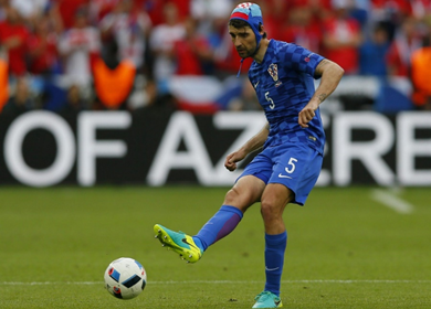 Uomini Mercato: Corluka