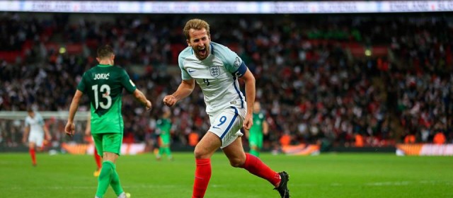 Capitan Kane, a tempo scaduto, porta l’Inghilterra in Russia!